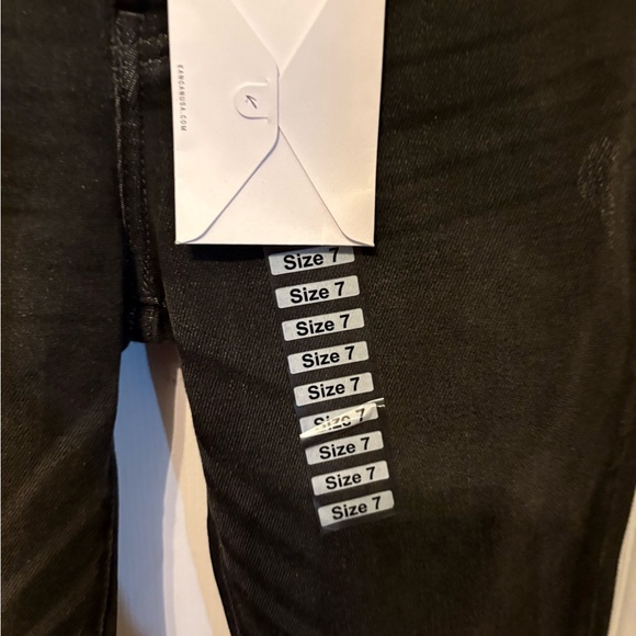 KanCan Distressed‎ Black Ankle Jeans - Picture 2 of 5